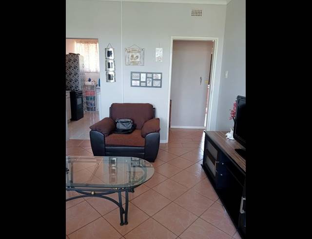 2 BEDROOM APARTMENT FOR SALE IN PRETORIA GARDENS